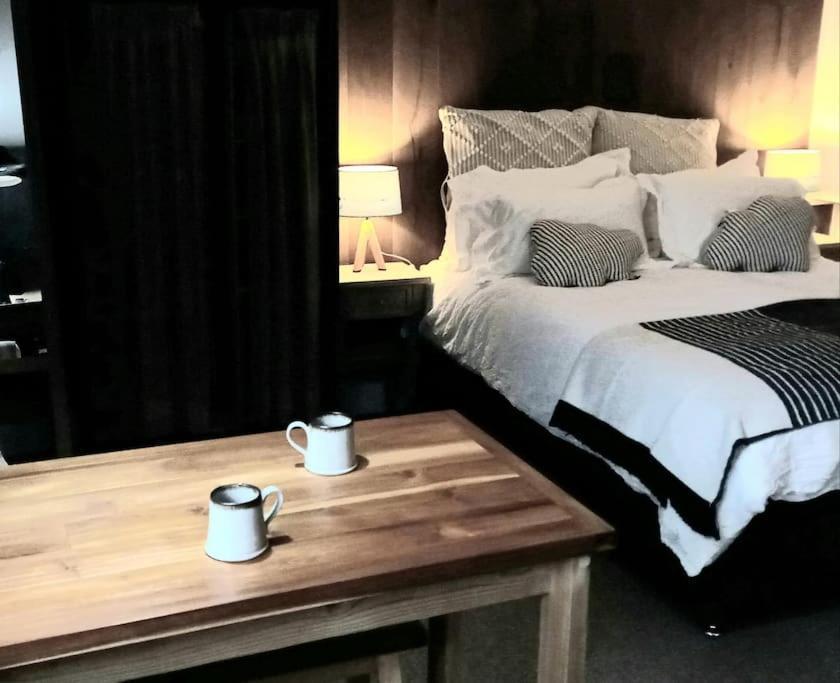 The Old Barn Annexe, Cosy Stay, Close Drive To City, Beach, South Downs & Goodwood Chichester Eksteriør billede